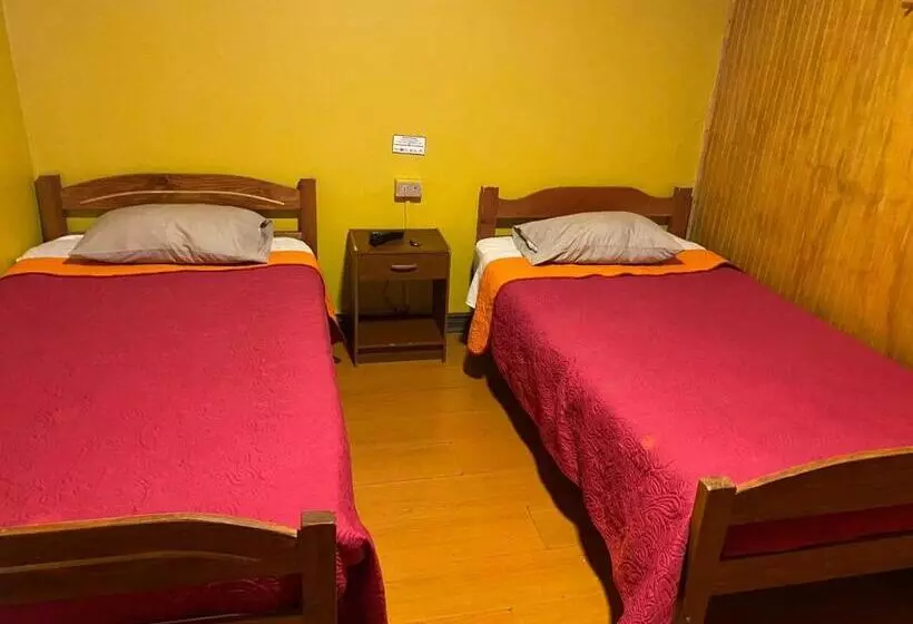 Retkeilymaja Hostal Radal Molina