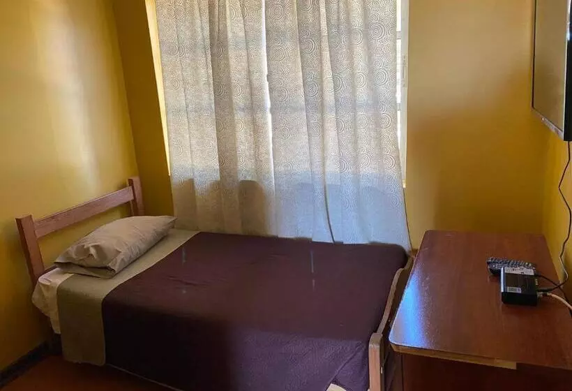 Retkeilymaja Hostal Radal Molina