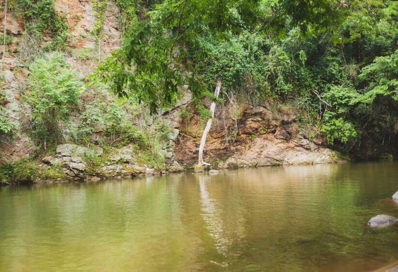 Общежитие Peniel Do Sana Guest House