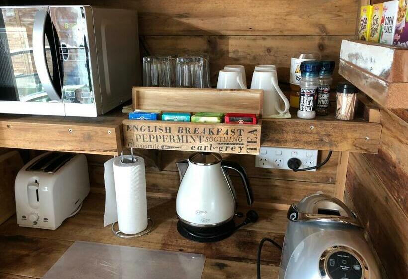 Bed and Breakfast Bed In A Shed Vineyard Stay