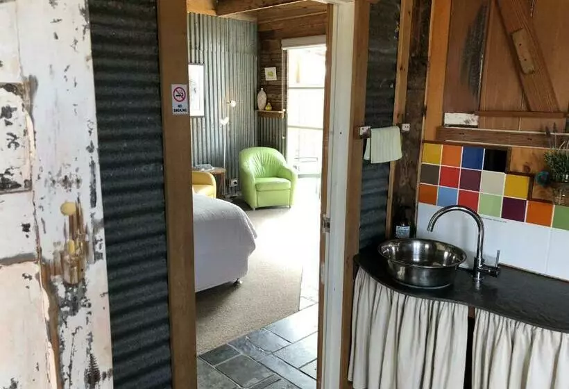 Aamiaismajoitus (B&B) Bed In A Shed Vineyard Stay