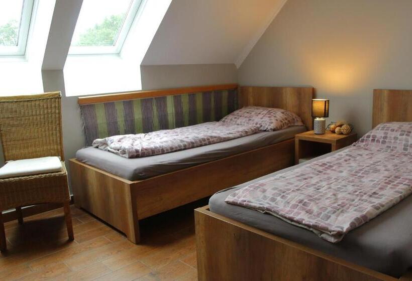 ベッドアンドブレックファースト Hegylánc Fogadó