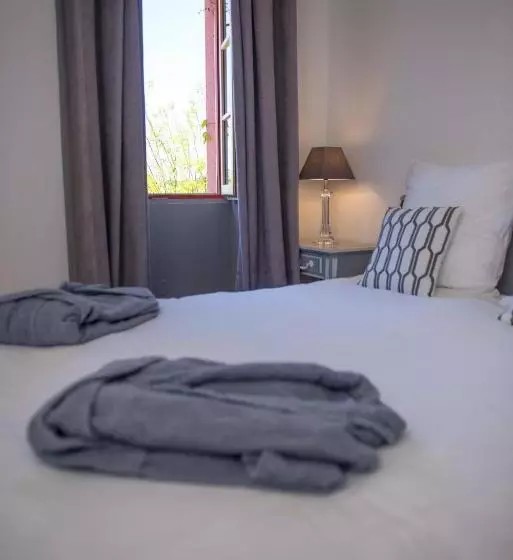 ベッドアンドブレックファースト La Demeure De Cybele Chambres D Hôtes En Drôme Provençale