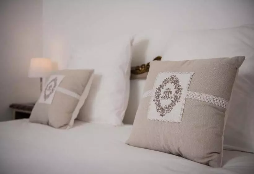 ベッドアンドブレックファースト La Demeure De Cybele Chambres D Hôtes En Drôme Provençale
