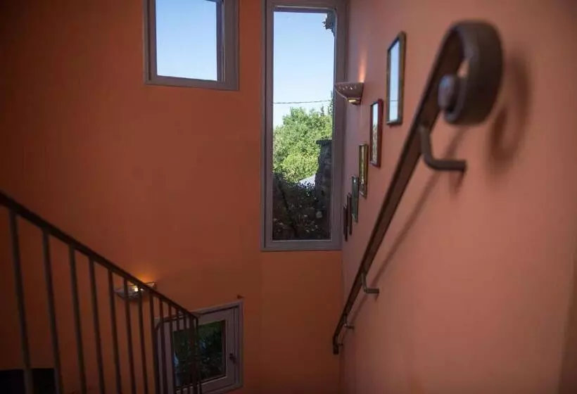 ベッドアンドブレックファースト La Demeure De Cybele Chambres D Hôtes En Drôme Provençale