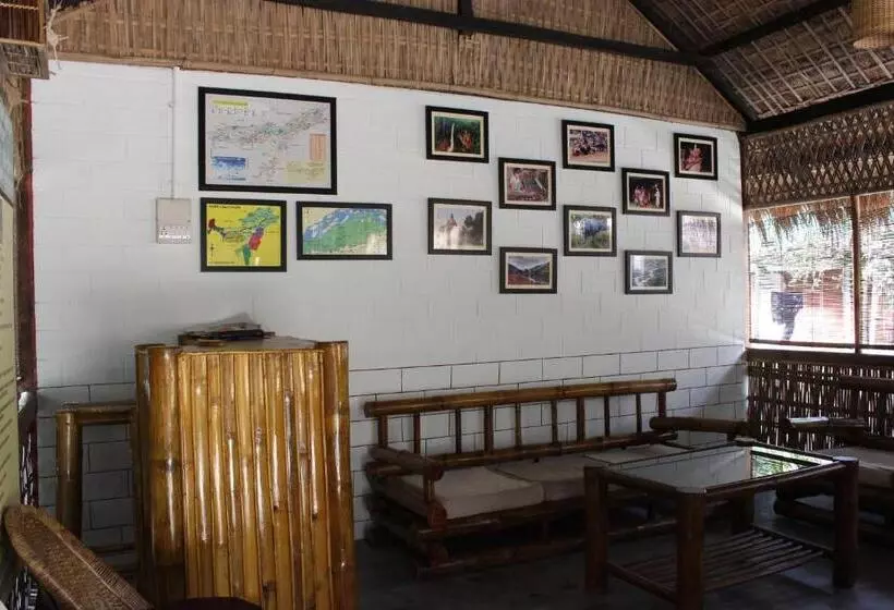 Aamiaismajoitus (B&B) Nature Hunt Eco Camp