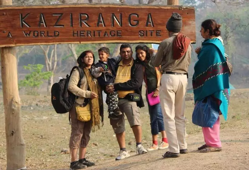 Aamiaismajoitus (B&B) Nature Hunt Eco Camp