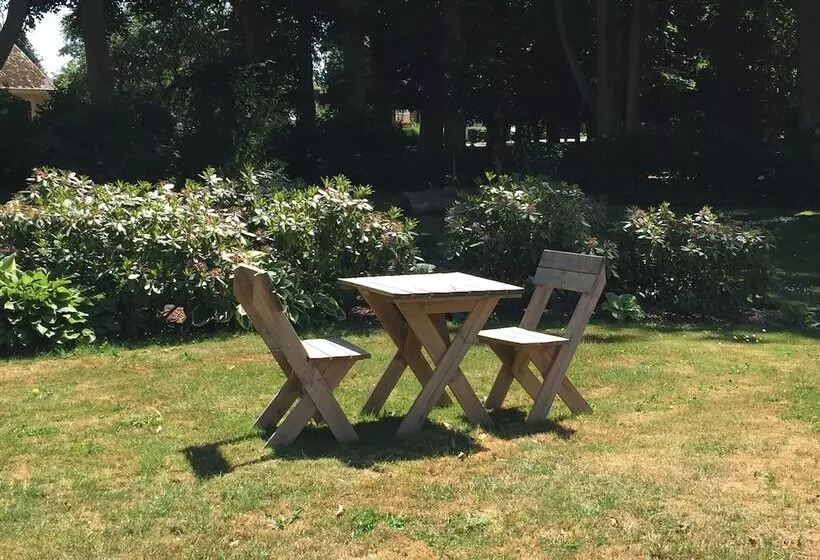 ベッドアンドブレックファースト Vita Huset På österlen