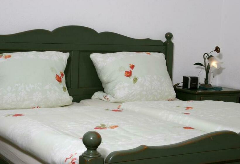 Bed and Breakfast Weingut Herbert Kram