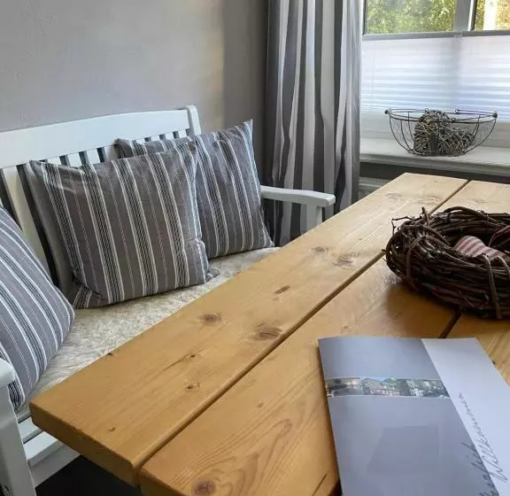 Friesen Lodge Apartments