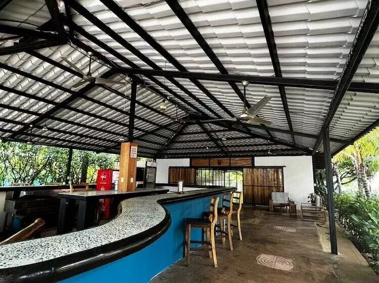 Hotelli Drift Away Lodge