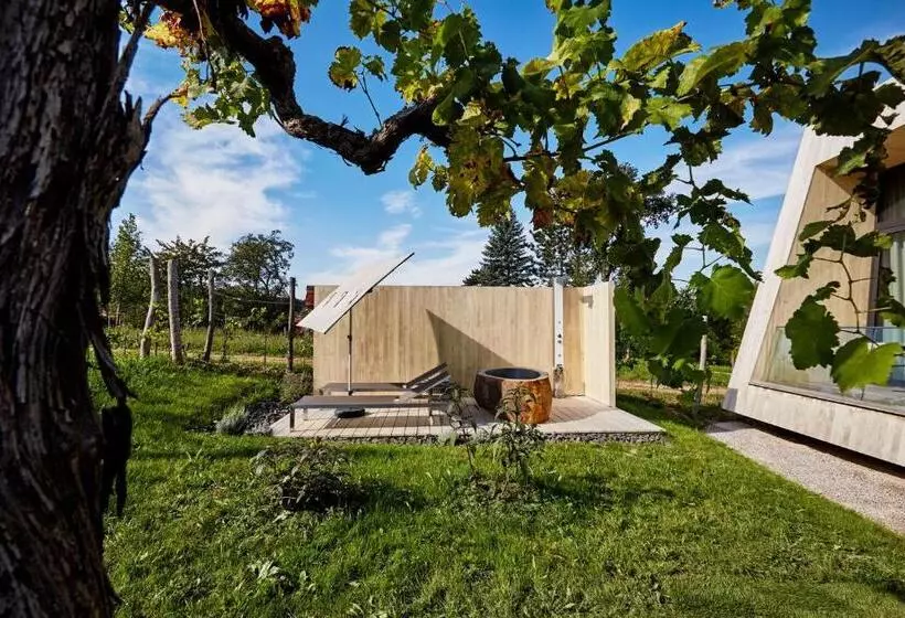 Hotelli Gartenlofts Auf Gut Guntrams