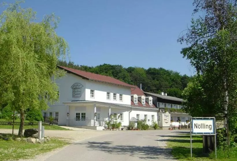 Hotelli Hirschenwirt