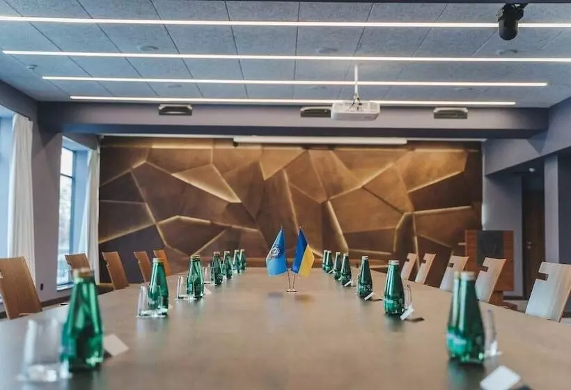 Hotelli Irys By Derenivska Kupil