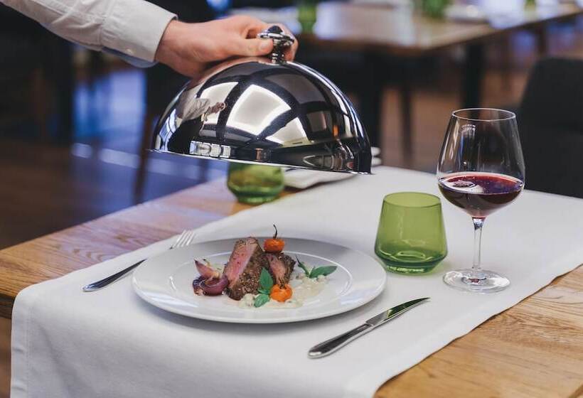 فندق Irys By Derenivska Kupil