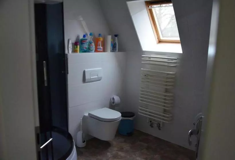 Hotelli Lekoma Pension