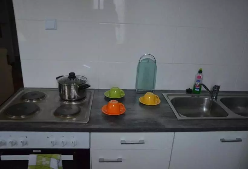 Hotelli Lekoma Pension