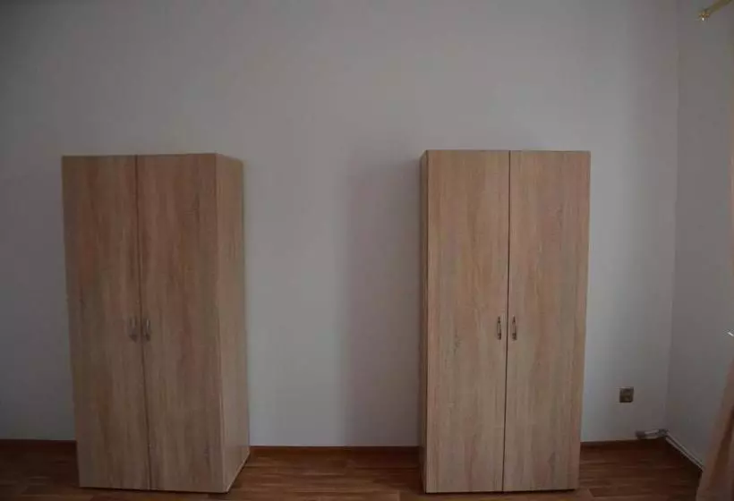 Hotelli Lekoma Pension