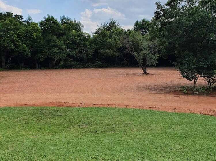 酒店 Leribisi Lodge