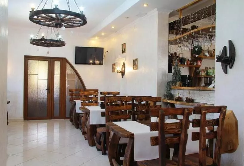 Hotelli Pyate Koleso