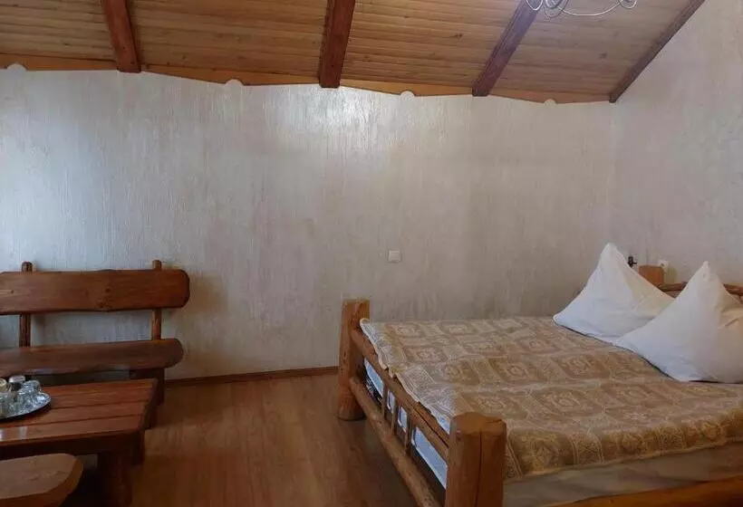 Hotelli Pyate Koleso