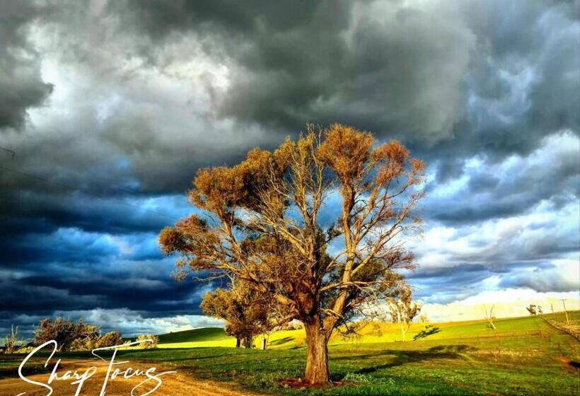 Hotelli Wantana Cottage Farmstay