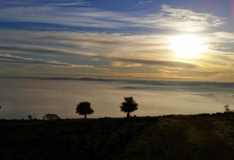 Hotelli Wantana Cottage Farmstay