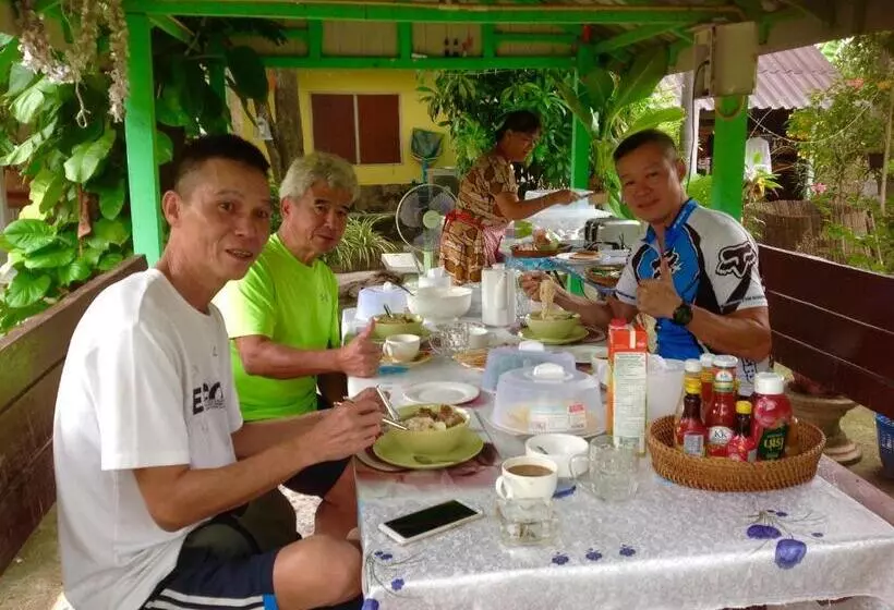 Majatalo Daddy S Homestay