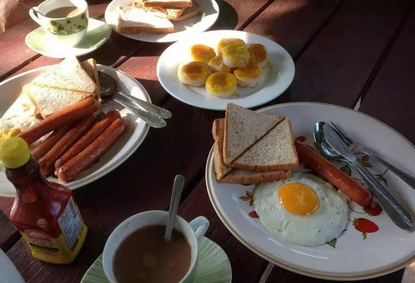 Majatalo Daddy S Homestay