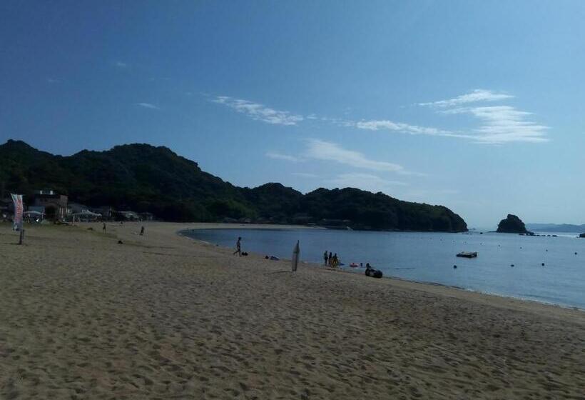 پانسیون Guest House Shiraishi