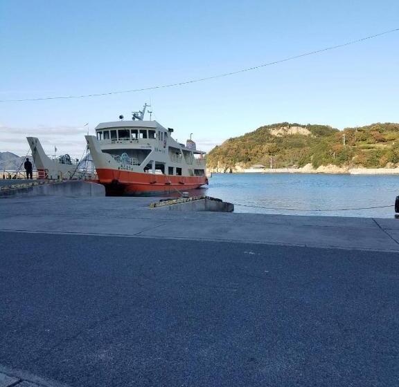 پانسیون Guest House Shiraishi