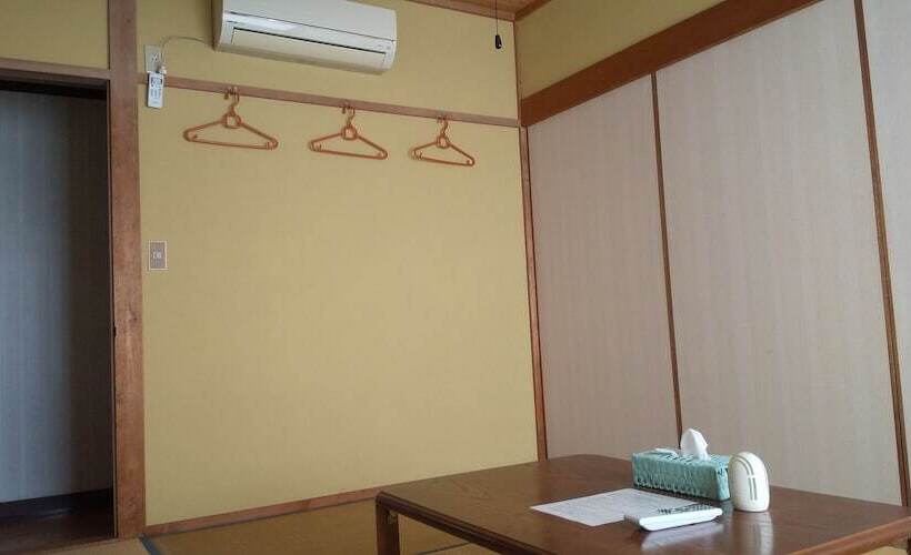 پانسیون Guest House Shiraishi