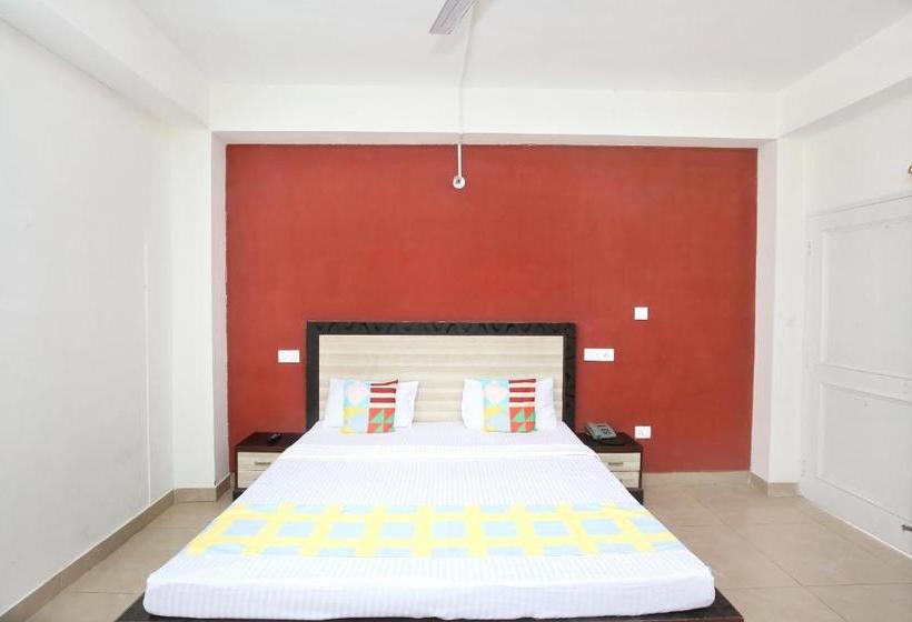 פנסיון Oyo Home 16754 Valley View