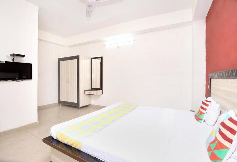 פנסיון Oyo Home 16754 Valley View