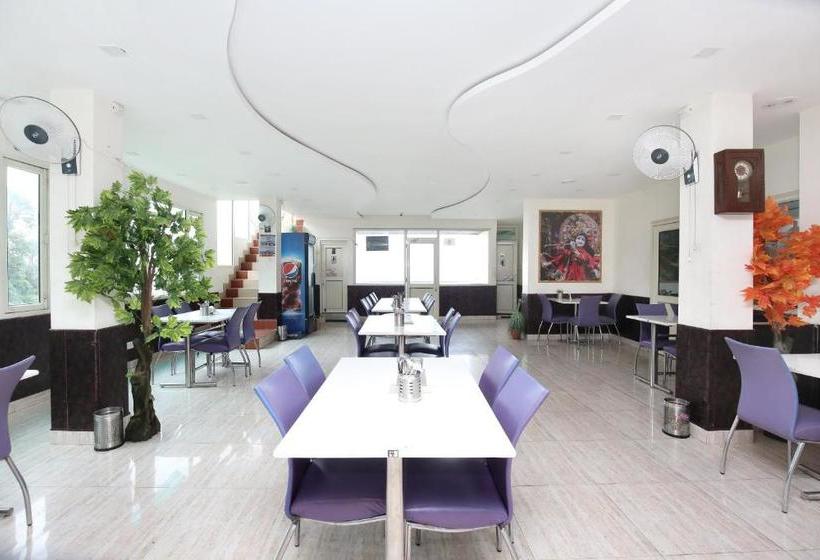 פנסיון Oyo Home 16754 Valley View