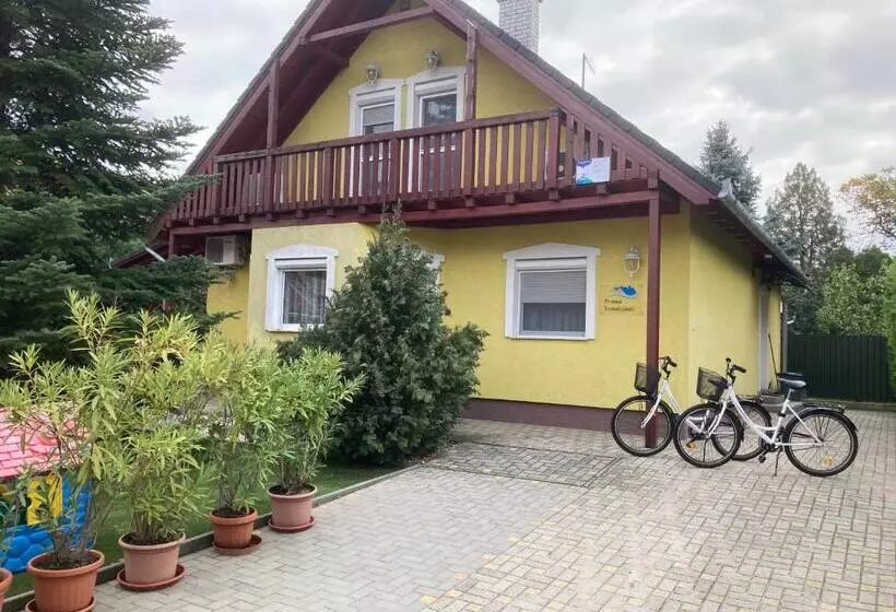 ペンション Príma Vendégház