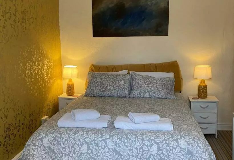 ペンション The Durbeyfield Guest House