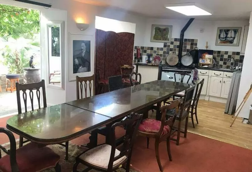 ペンション The Durbeyfield Guest House