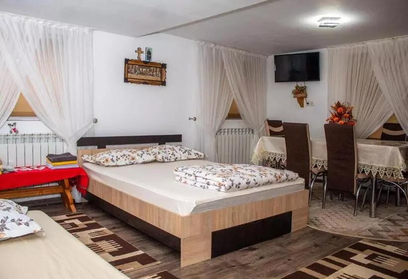 Pensiunea Casa Ioana