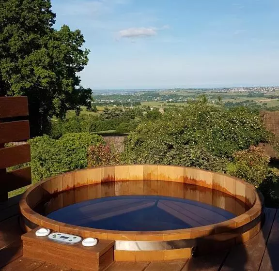 ベッドアンドブレックファースト Cabane Spa Sauna