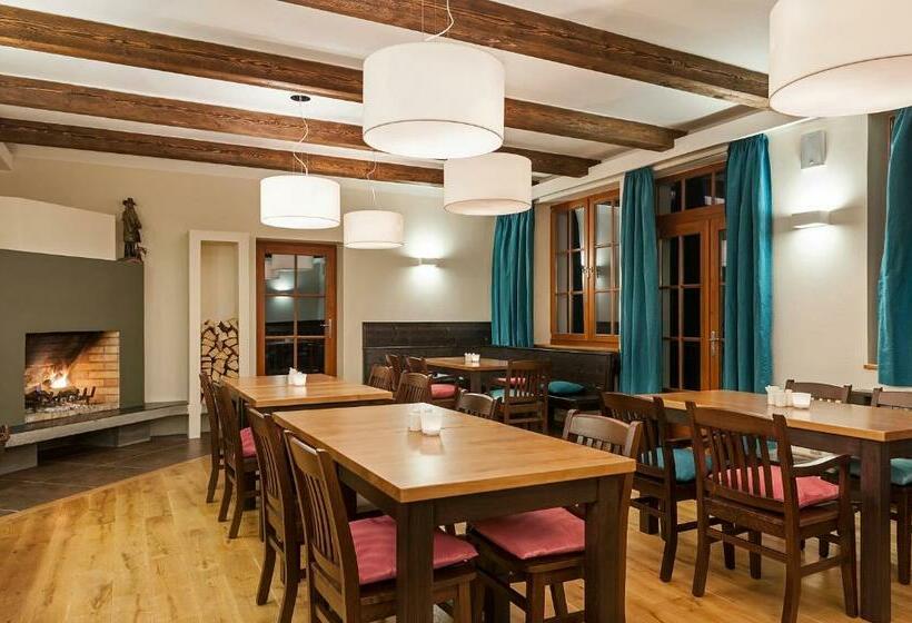 Aneta Hotel & Restaurant