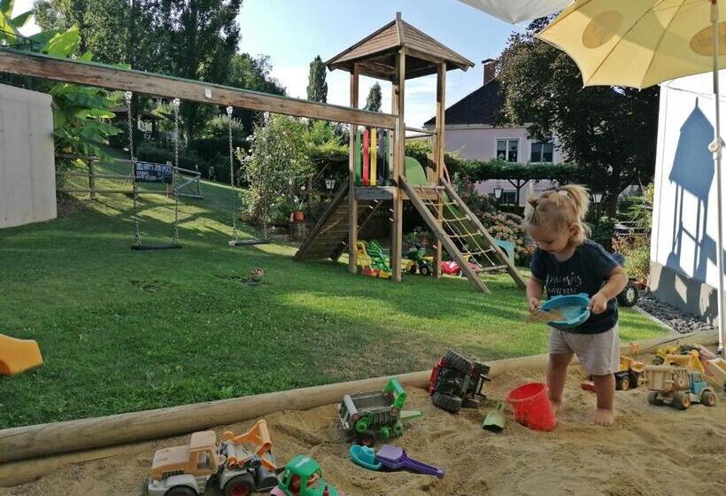 Отель Domittner