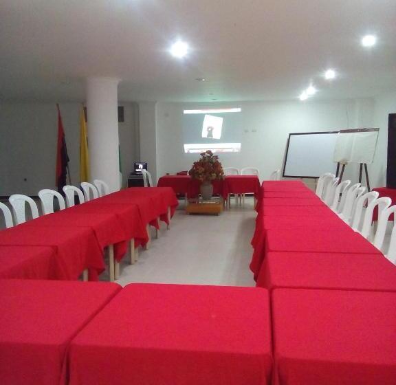 בית מלון כפרי El Principe Sede Campestre