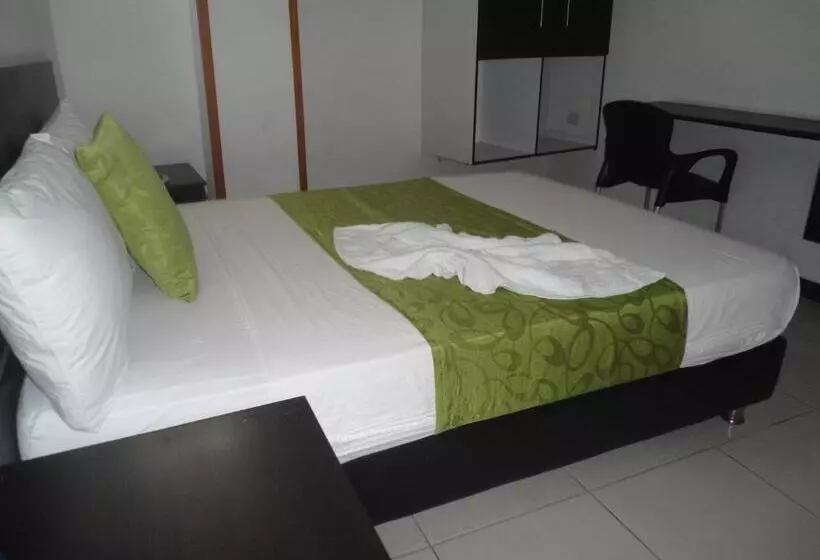 ホテル El Principe Sede Campestre