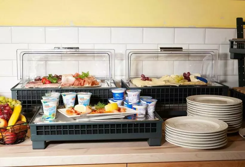 ホテル Gasthof Zur Post