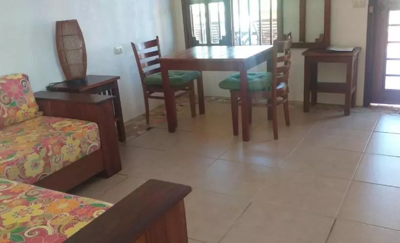 Hotelli Mayan Beach Garden