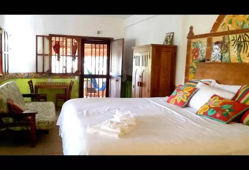 Hotelli Mayan Beach Garden