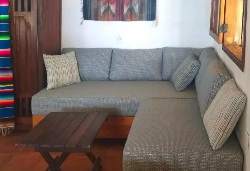 Hotelli Mayan Beach Garden