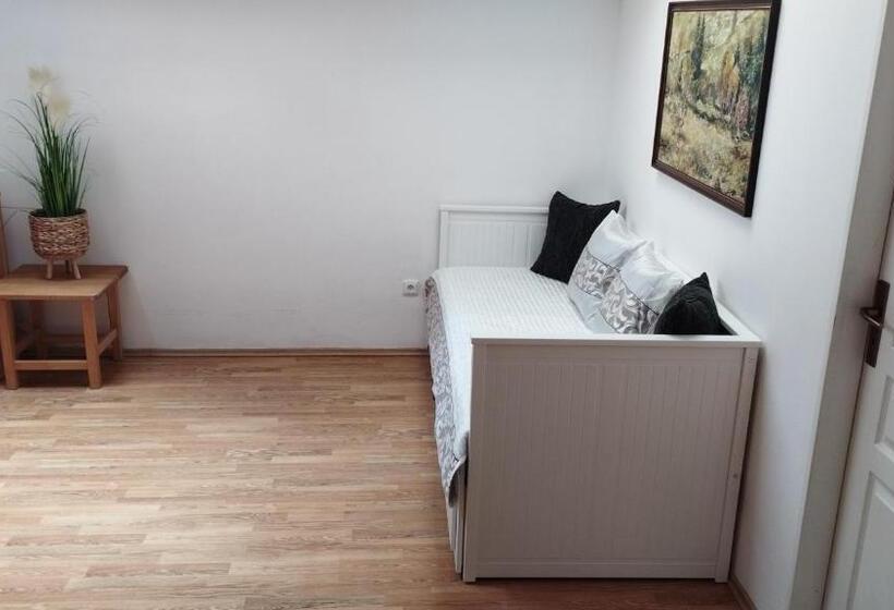 בית מלון כפרי Modrava