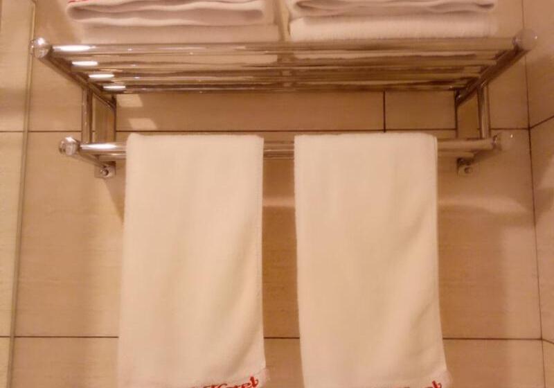 Otel Shell Shangrao Qianshan County North Longmen Road